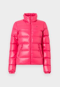 Valitud, vintage cerise