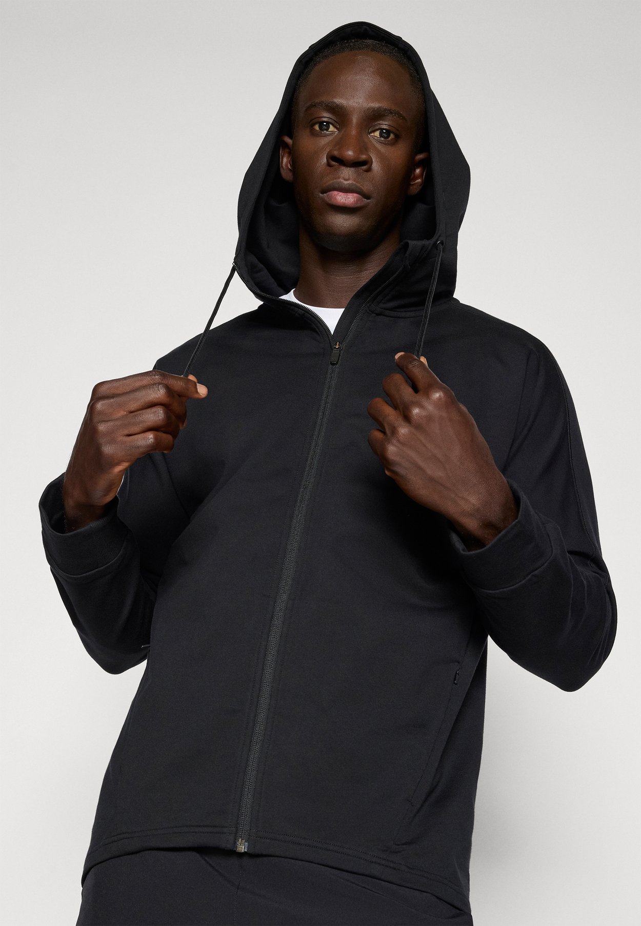 ACTIVITY ZIP HOODIE