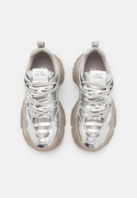 Steve Madden KINGDOM-E - Tenisky - silver