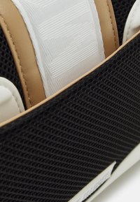 Steve Madden BDIEGO - Handbag - black/tan