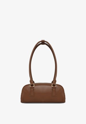 Sac à main en cuir marron avec une texture lisse, une forme arrondie et structurée, des doubles anses supérieures, et des accents de quincaillerie dorée.