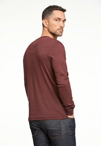 Lindbergh SOLID GRANDDAD - Maglietta a manica lunga - deep burgundy