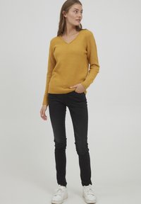 Oxmo OXILVA - Pullover - Honey Mustard Melange