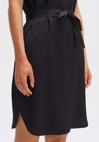 OPUS WOLDA - Abito a camicia - black