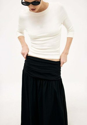NA-KD, RUCHED WAIST MAXI SKIRT - Maxirock - black