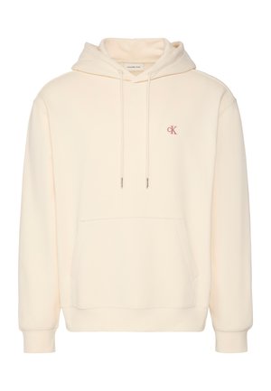 Roomkleurige hoodie met voorvak en klein rood CK-logo op de linkerbovenkant van de borst.