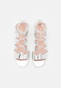 Pretty Ballerinas CANNES - Varrelliset sandaalit - silver