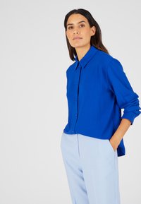 Damart UNI GAUFRÉ - Overhemdblouse - bleu
