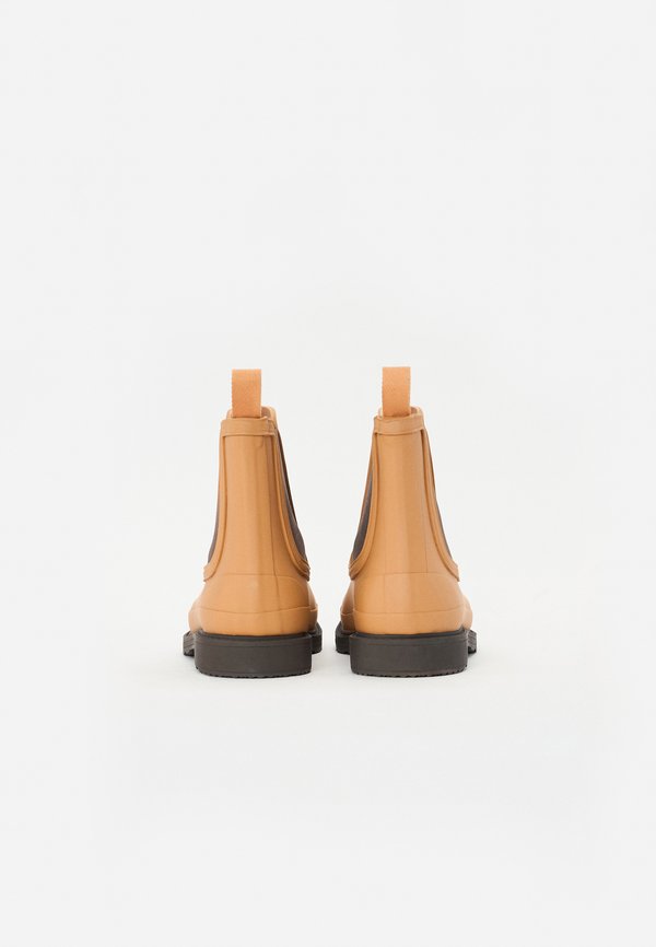 COMMANDO CHELSEA BOOT - Wellies3