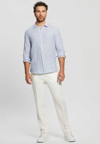 Guess Camicia - blau
