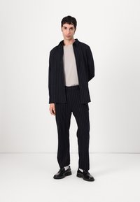 DRYKORN RAMIS - Button down-skjorte - blue