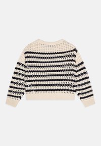 Gitterstrickpullover in Creme mit schwarzen horizontalen Streifen. Verfügt über einen runden Ausschnitt und gerippte Bündchen sowie einen Saum für einen engen Sitz.