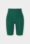 RIB BIKE SHORTS - Pajkice - rain forest