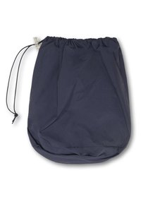 Sac à cordon de couleur marine, fabriqué en tissu léger, avec un haut froncé et une texture lisse et mate, doté d'un fond légèrement arrondi.