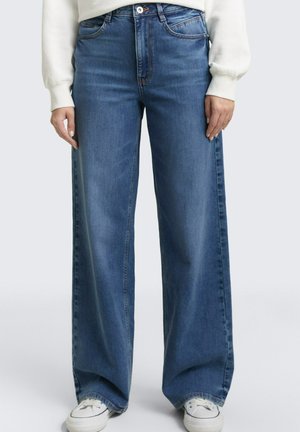 TTMADINA WIDE - Wide Leg - mid stone wash denim