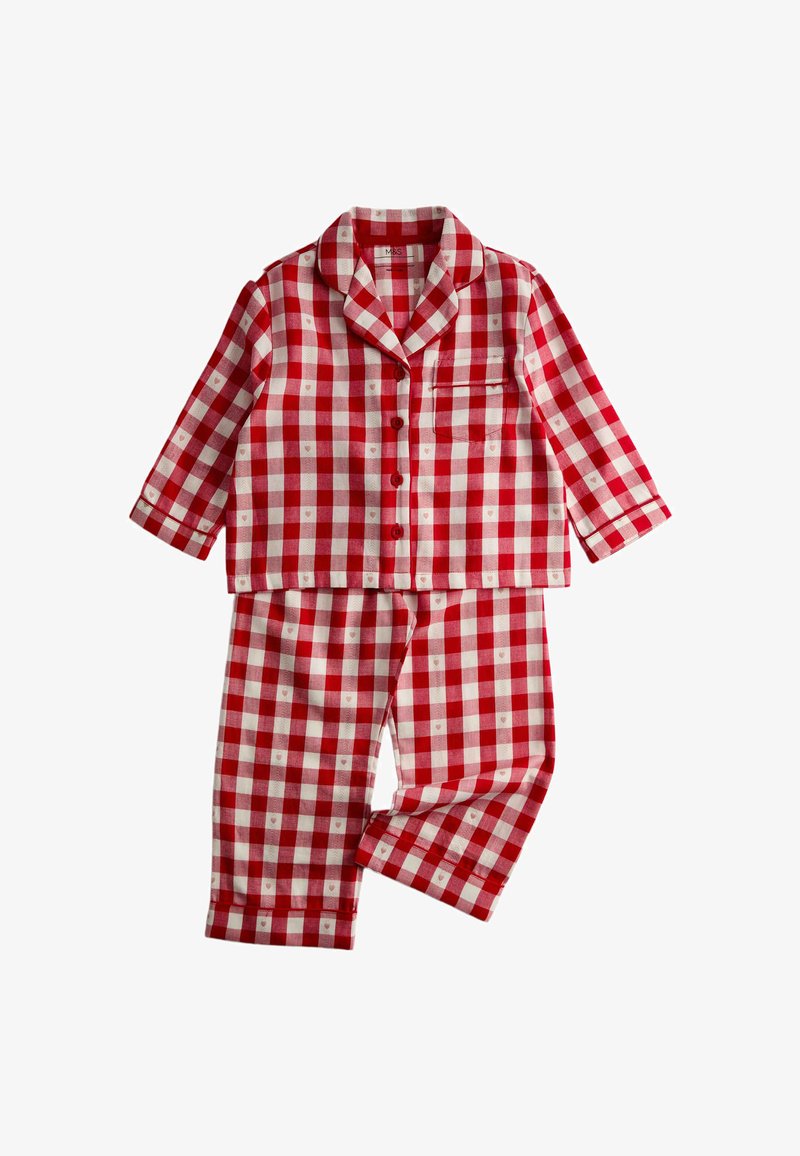 Czerwono-biały komplet piżamowy w kratę z krótkim rękawem, kieszenią na koszuli oraz dopasowanymi spodniami z małymi wzorami w kształcie serc.