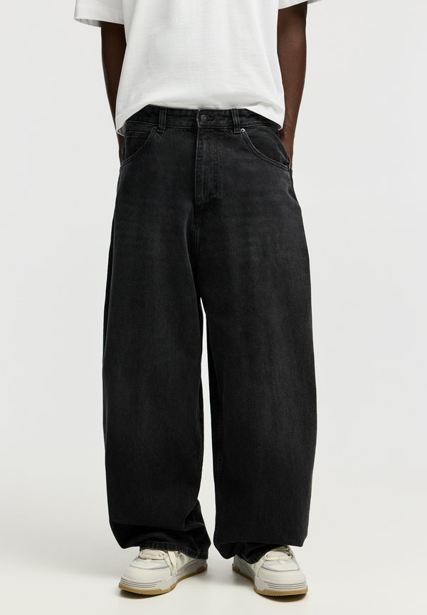 SUPPER BAGGY
 - Baggy Jeans