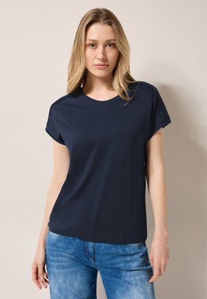 - T-shirt basic
