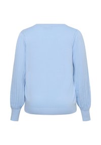 Világoskék pulóver bordázott ballon ujjal, kerek nyakkivágással és texturált hátrésszel. Karcsúsított alsó szegéllyel és sima anyagból készült.