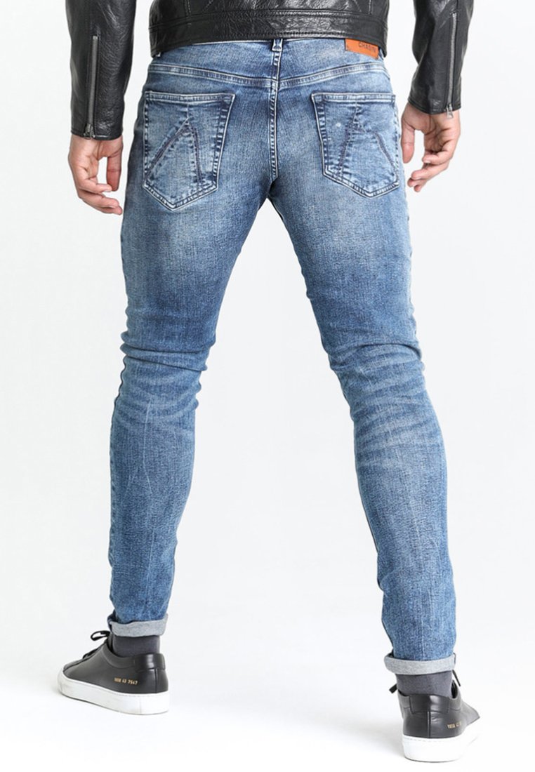chasin skinny jeans