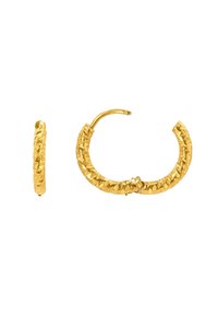 Goldene Creolen mit einem strukturierten, geometrischen Design. Die Ohrringe verfügen über einen sicheren Verschluss und haben ein poliertes, reflektierendes Finish.