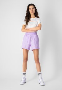 Champion AMERICAN CLASSICS - Shorts - lilac