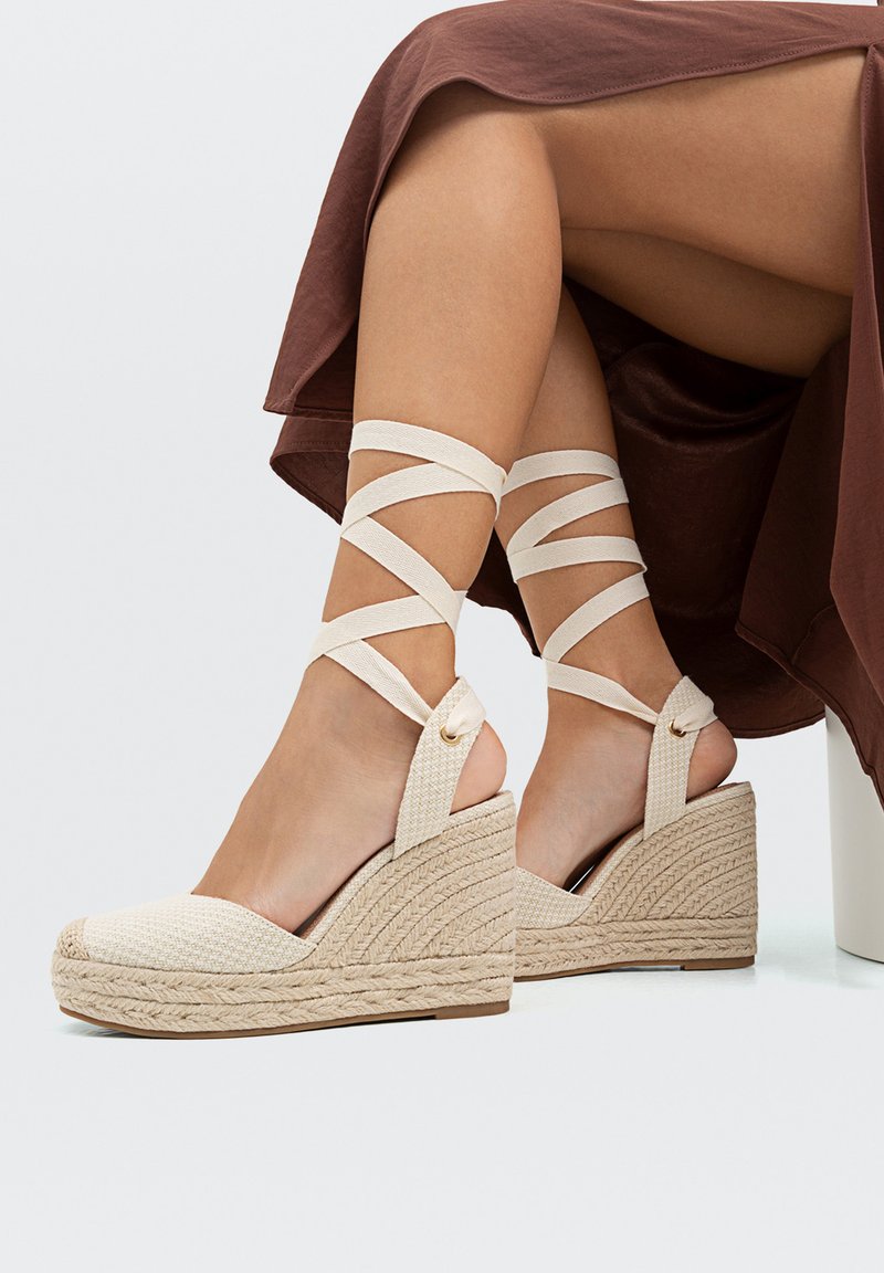 Damen Pumps | Stradivarius High Heel Sandaletteoff white/offwhite - JU31529 Damen Pumps | Stradivarius High Heel Sandaletteoff white/offwhite - JU31529