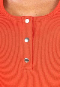 Cipo & Baxx Robe pull - rot