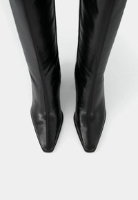 Bershka Vysoká obuv - black