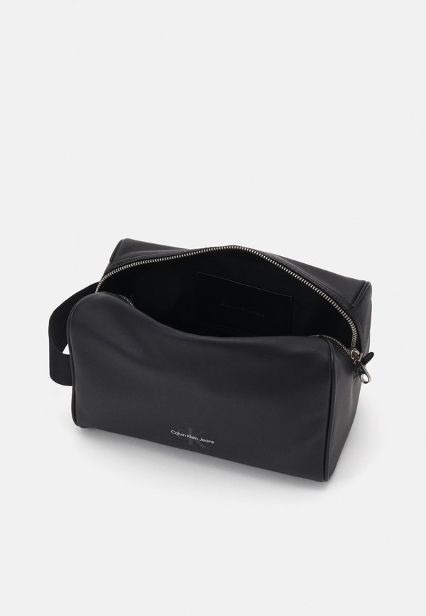 MONOGRAM SOFT DOPP KIT UNISEX - Wash bag4