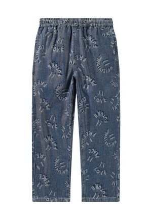 Pantaloni in denim con elastico in vita, di colore blu e un motivo di testo bianco, comprendente parole come "amore" e "immaginazione".