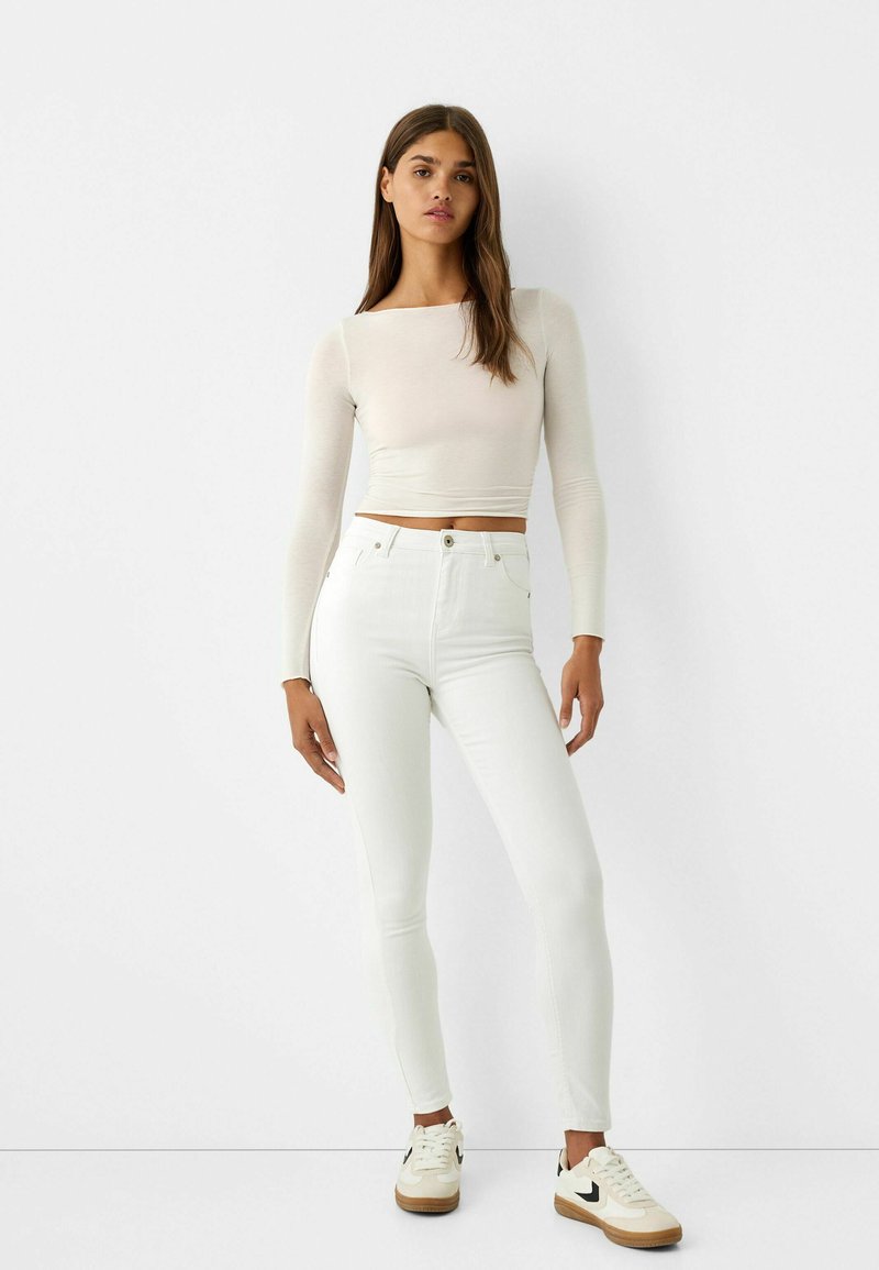 Bershka Jeans Skinny Fit wit Bershka Jeans Skinny Fit wit