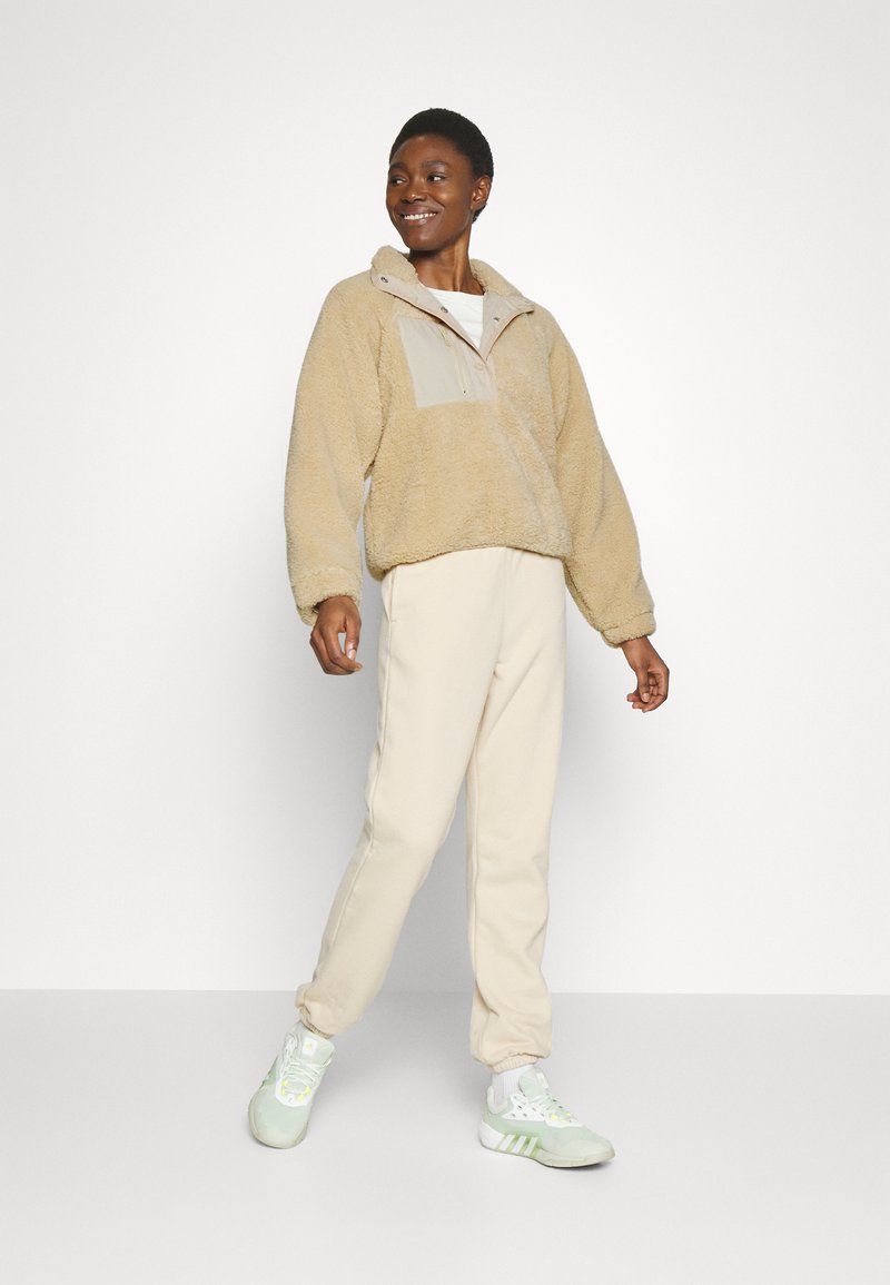 Cotton On Body EXPLORER JUMPER - Fleece jumper - sesame/beige - Zalando.ie