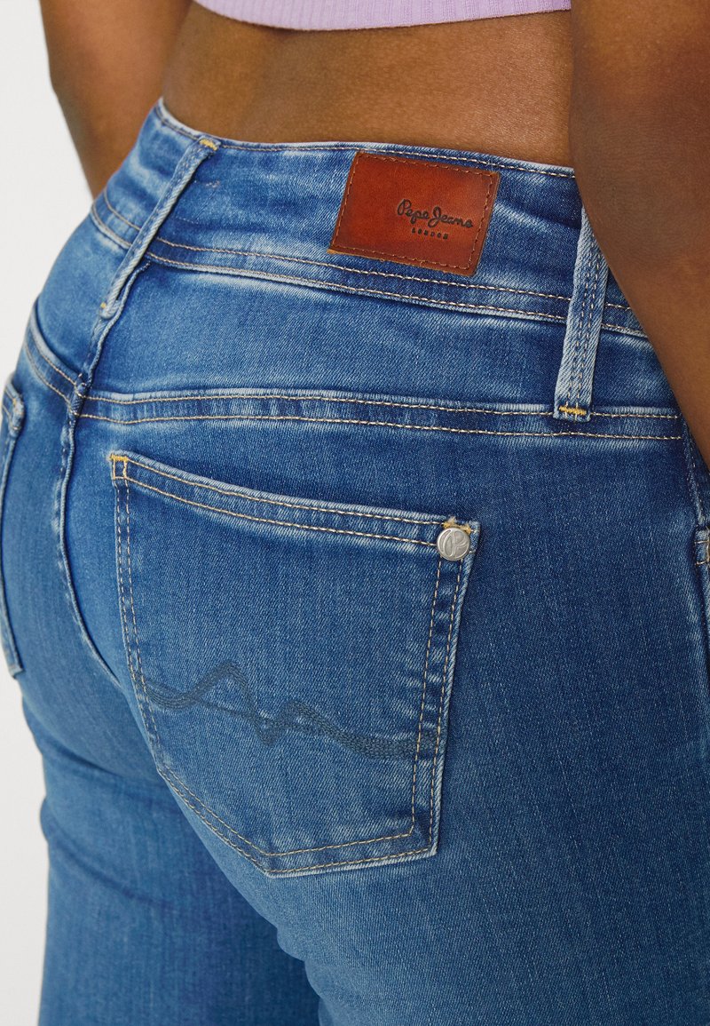 Damen Skinny | Pepe Jeans NEW PIMLICO Flared Jeans denim/light-blue denim - QK21514 Damen Skinny | Pepe Jeans NEW PIMLICO Flared Jeans denim/light-blue denim - QK21514