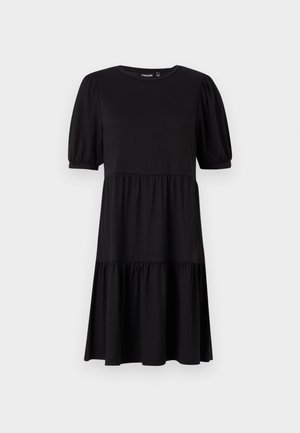 Rochie neagră cu decolteu rotund, mâneci puff scurte și design în straturi. Fabricată dintr-un material neted, având o siluetă fluidă și relaxată.