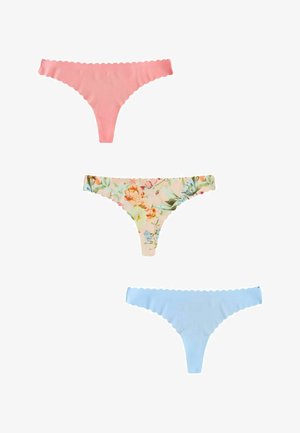 Drei nahtlose Damen-Strings in Pink, mit Blumenmuster und Hellblau, jeweils mit gewellten Rändern.