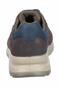 Manitu Trainers - braun