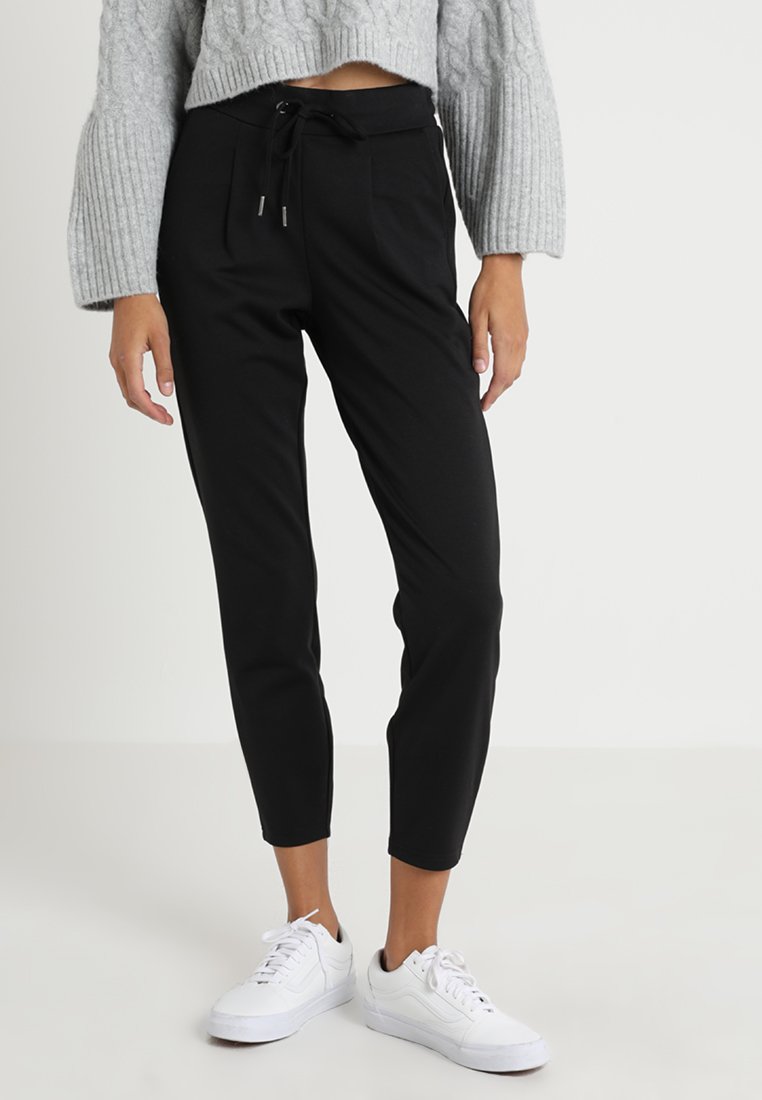 RIZETTA CROP PANTS Joggebukse black RIZETTA CROP PANTS Joggebukse black