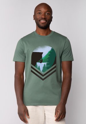 BAY CLIMBING - T-Shirt print - green bay