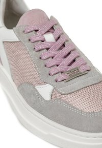 Nine West SNEAKER ASDER 4FX - Tenisice - lilac
