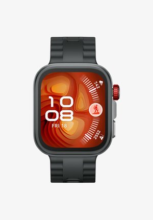 Smartwatch mit quadratischem Zifferblatt, schwarzem Silikonarmband, orange-rotem Display, digitaler Zeit- und Datumsanzeige, Aktivitätssymbolen und rotem Seitenschalter.