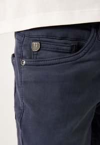 Garcia LAZLO 355 REGULAR  S - Shorts vaqueros - parisian blue