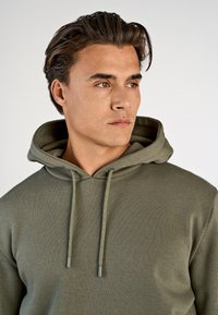 Lindbergh Hættetrøje - army