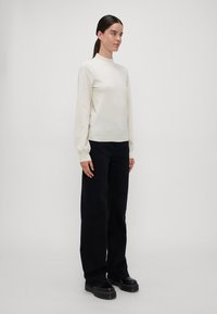 Vero Moda Tall VMMERCURY HIGHNECK  - Vesta - birch