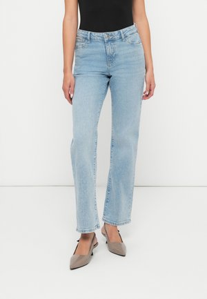 Pieces, Straight fit PCKELLY MW - Sirgete säärtega teksad - light blue denim