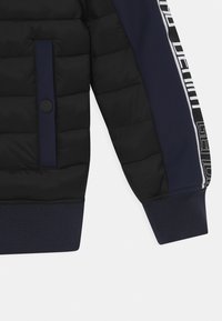 Vingino TISONIS - Zimní bunda - midnight blue/deep black