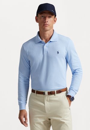 - Koszulka polo
