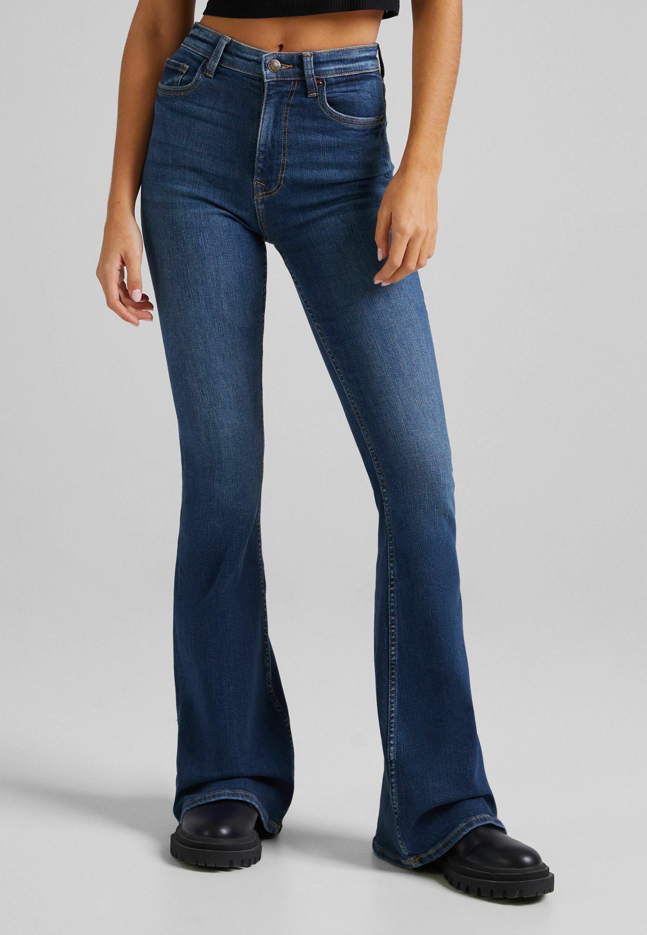 Bershka Jeans a zampa - dark blue/blu scuro - Zalando.it