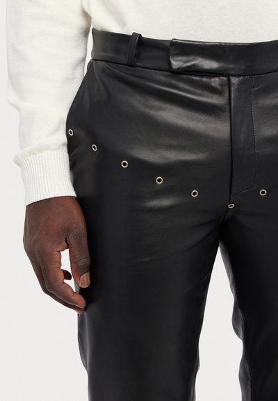 STUDIO ID TROY TROUSER - Leren broek - black