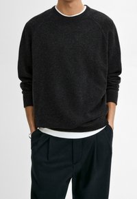 Massimo Dutti Sweter